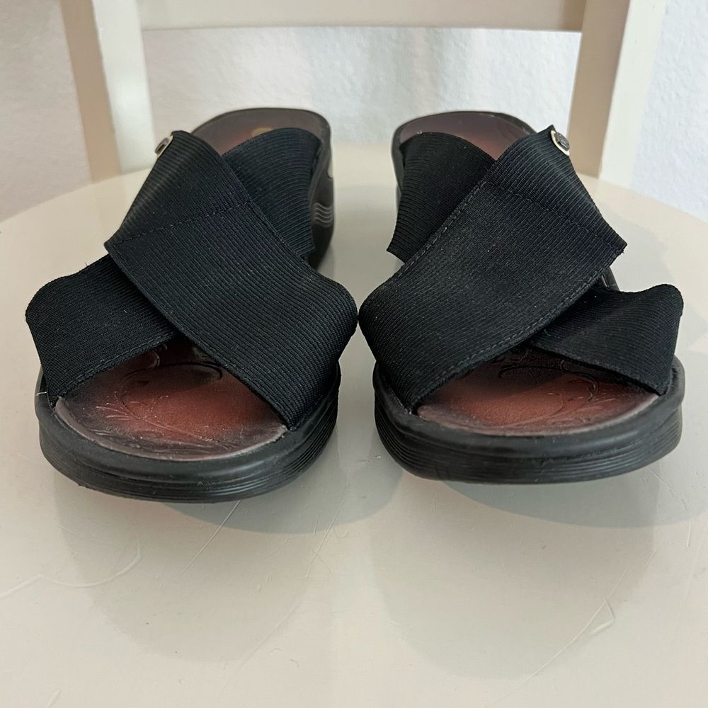 Bzees by LifeStride Women's Desire Wedge Sandal in Black Sz. 9W - Picture 4 of 11